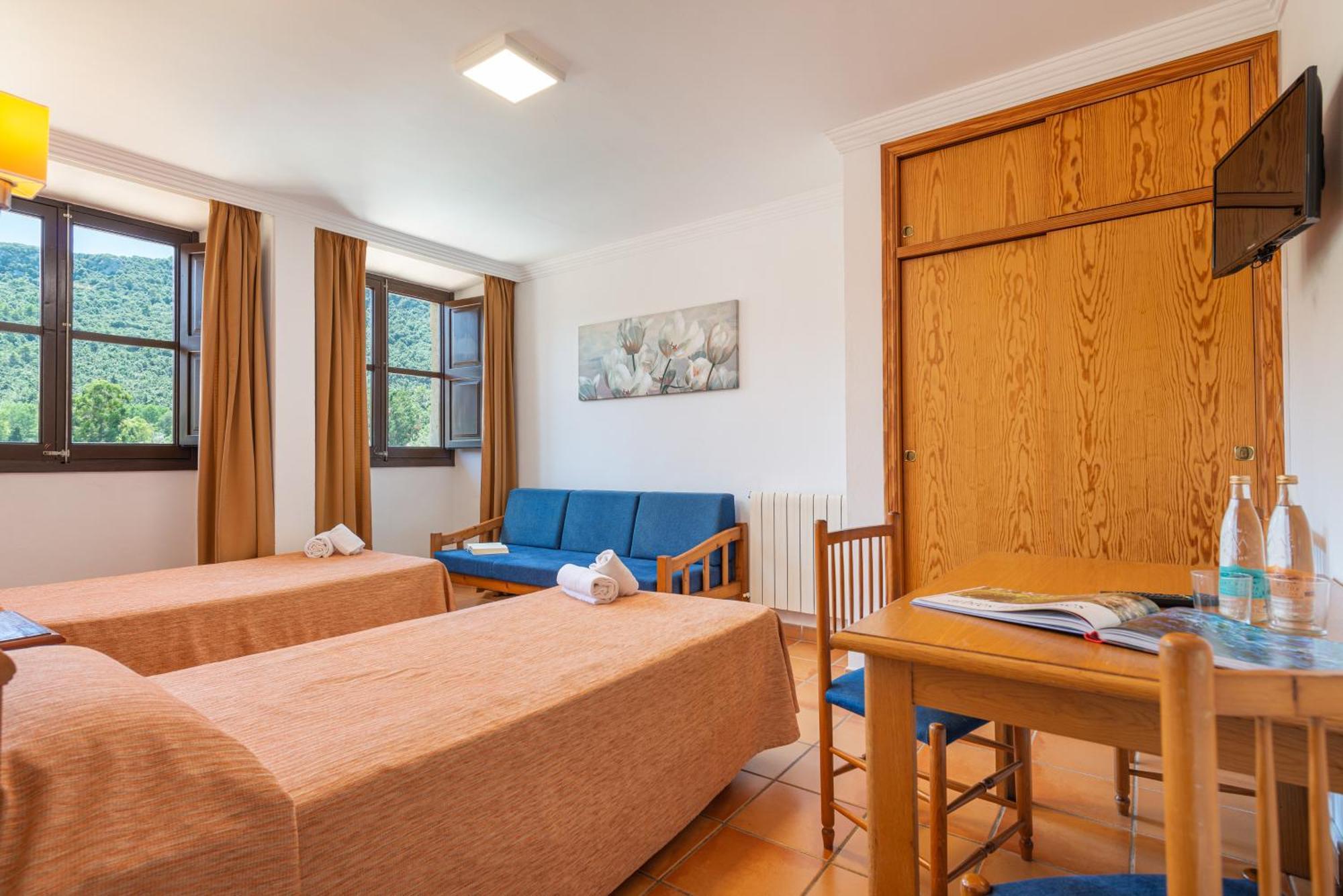 Santuari De Lluc Hotel Szoba fotó